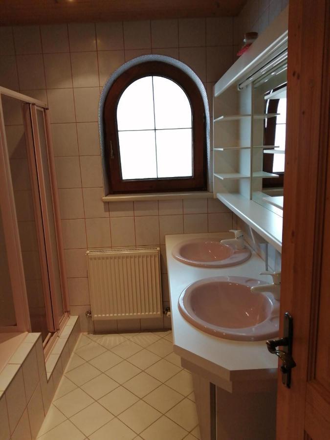 Appartement Geisler Fuegen Ngoại thất bức ảnh